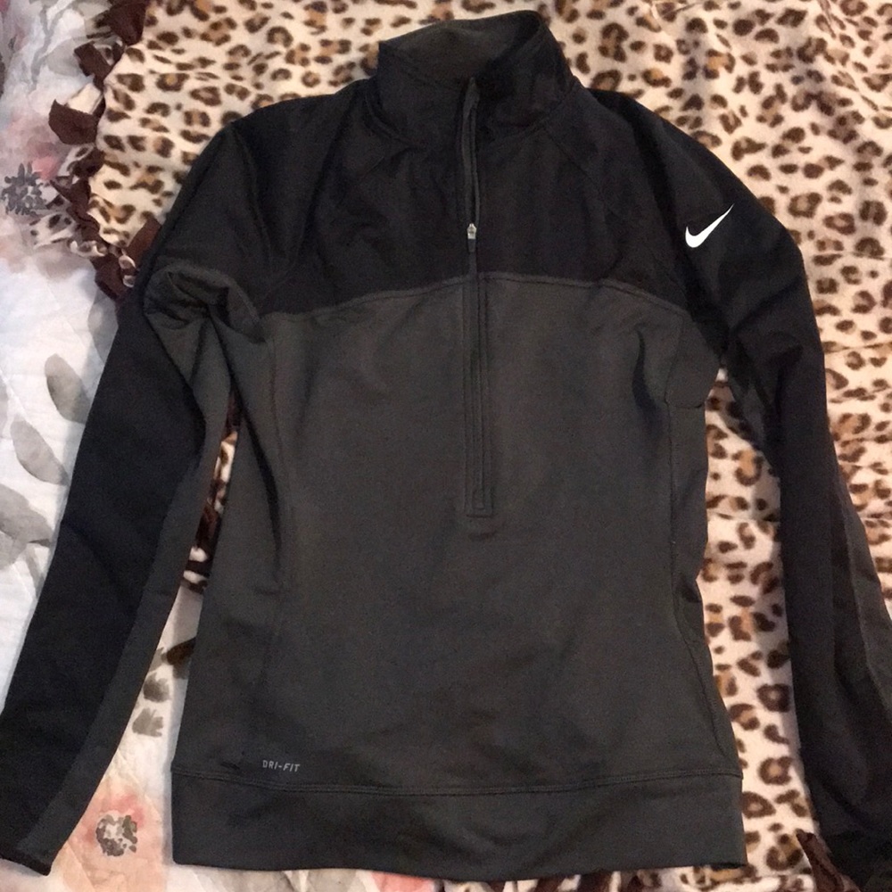 Nike Dri-Fit Running Pullover
